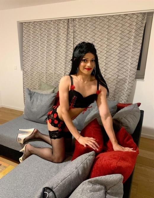 Donella, escort in Berlin - 14886