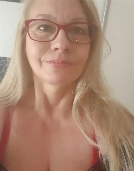 Escort modell Elver, Braunschweig - 7366