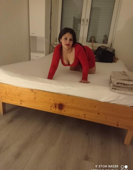 Escort modell Hee-Ran, Darmstadt - 9916