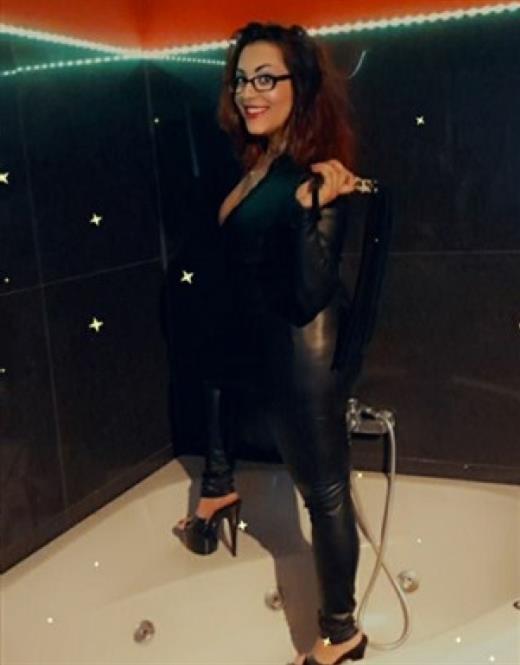 Malhinsdotter, escort in Essen - 12632