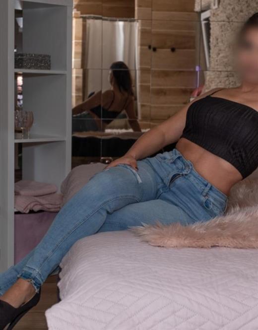 Escort Monica-Cristina, Neuss - 8773