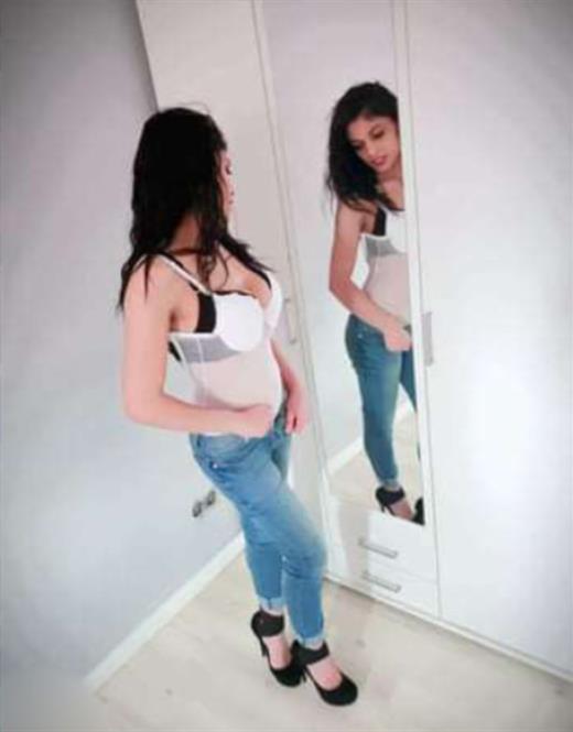 Ngoundu, escort in Hamburg - 8191