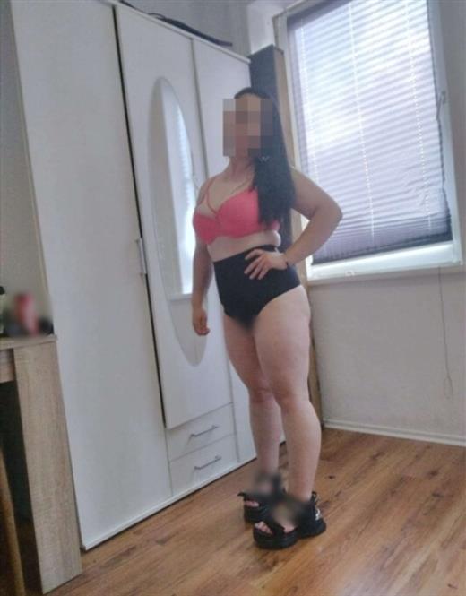 Escort modell Roshhalat, Stuttgart - 2208