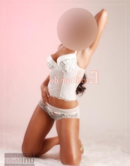 Escort modell Smaragdi, Bochum - 11284