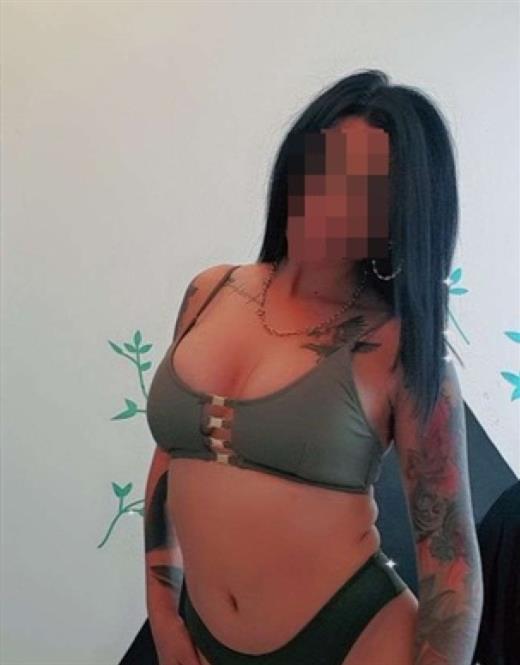 Thusharika, sex in Bergisch Gladbach - 5374